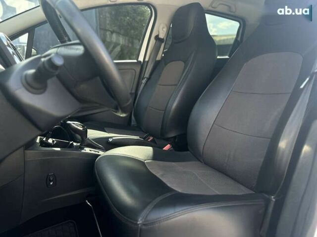 Рено Зое, объемом двигателя 0 л и пробегом 180 тыс. км за 9990 $, фото 15 на Automoto.ua