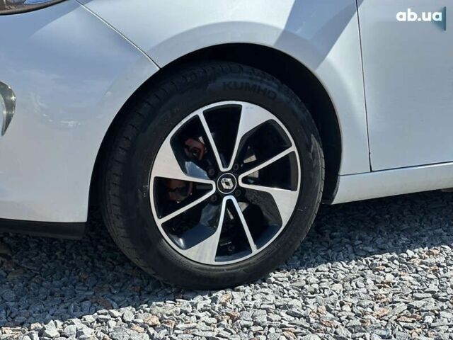 Рено Зое, объемом двигателя 0 л и пробегом 180 тыс. км за 9990 $, фото 3 на Automoto.ua