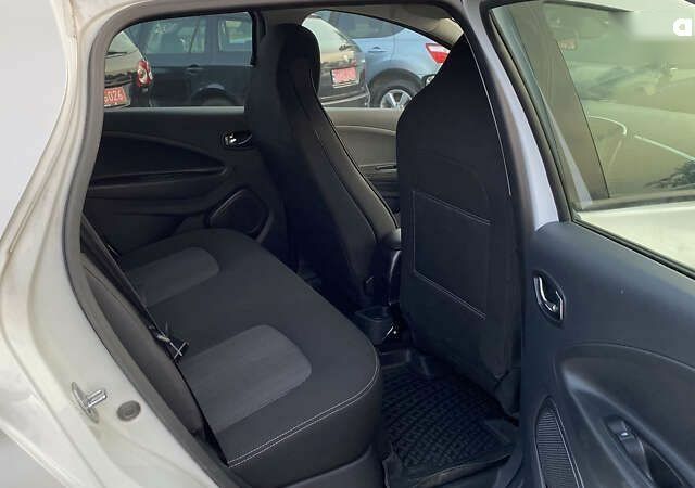 Рено Зое, объемом двигателя 0 л и пробегом 119 тыс. км за 8999 $, фото 29 на Automoto.ua