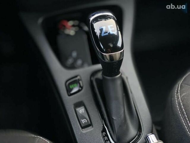 Рено Зое, объемом двигателя 0 л и пробегом 119 тыс. км за 8999 $, фото 20 на Automoto.ua