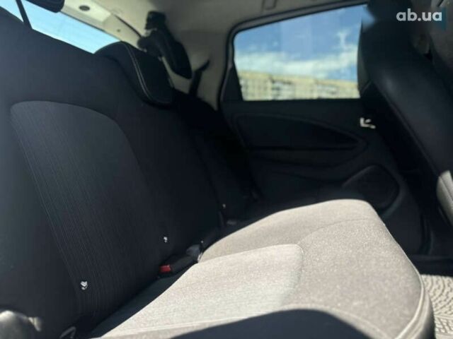 Рено Зое, объемом двигателя 0 л и пробегом 180 тыс. км за 9990 $, фото 21 на Automoto.ua