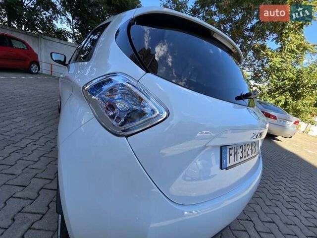 Рено Зое, объемом двигателя 0 л и пробегом 29 тыс. км за 10500 $, фото 11 на Automoto.ua
