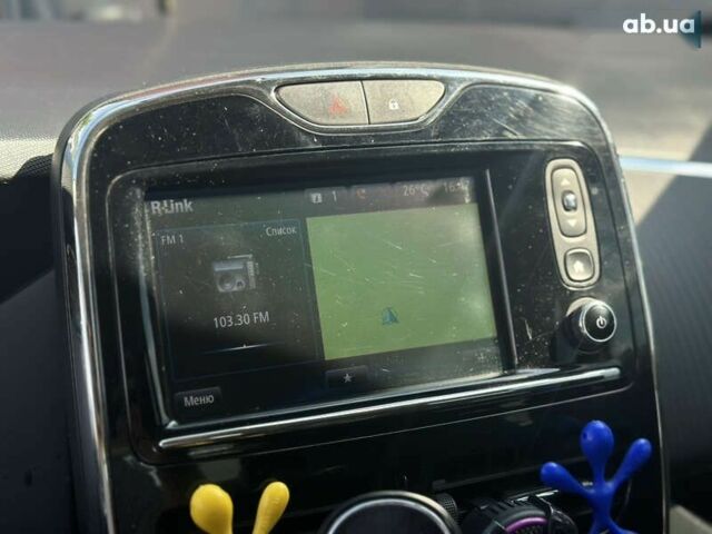 Рено Зое, объемом двигателя 0 л и пробегом 180 тыс. км за 9990 $, фото 17 на Automoto.ua