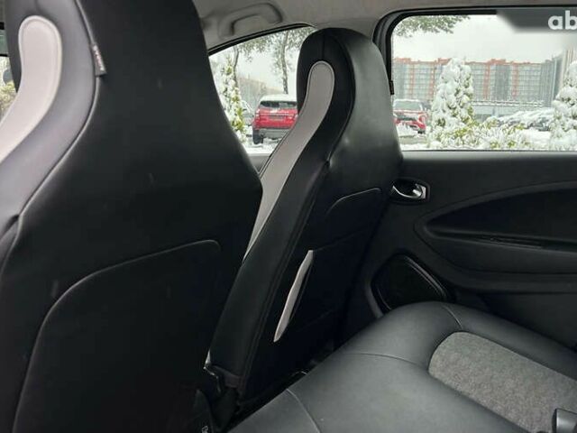 Рено Зое, объемом двигателя 0 л и пробегом 120 тыс. км за 12999 $, фото 20 на Automoto.ua