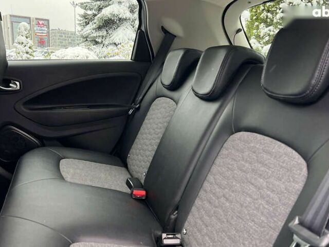 Рено Зое, объемом двигателя 0 л и пробегом 120 тыс. км за 12999 $, фото 21 на Automoto.ua