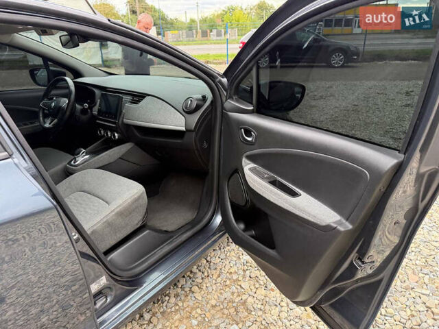 Рено Зое, объемом двигателя 0 л и пробегом 153 тыс. км за 11800 $, фото 20 на Automoto.ua