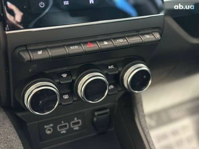 Рено Зое, объемом двигателя 0 л и пробегом 124 тыс. км за 11200 $, фото 24 на Automoto.ua