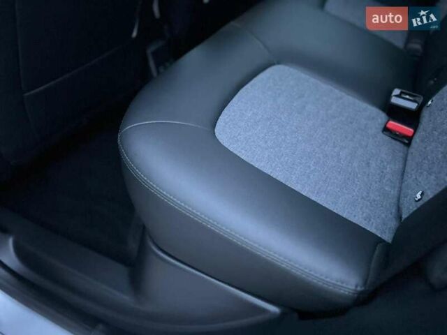 Рено Зое, объемом двигателя 0 л и пробегом 116 тыс. км за 12999 $, фото 9 на Automoto.ua