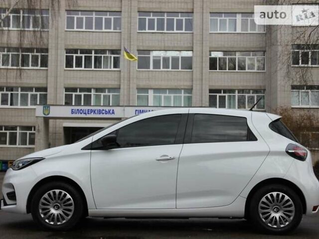 Рено Зое, объемом двигателя 0 л и пробегом 136 тыс. км за 13999 $, фото 4 на Automoto.ua