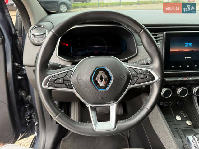 Рено Зое, объемом двигателя 0 л и пробегом 153 тыс. км за 11800 $, фото 35 на Automoto.ua