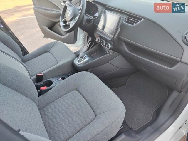 Рено Зое, объемом двигателя 0 л и пробегом 59 тыс. км за 12500 $, фото 27 на Automoto.ua