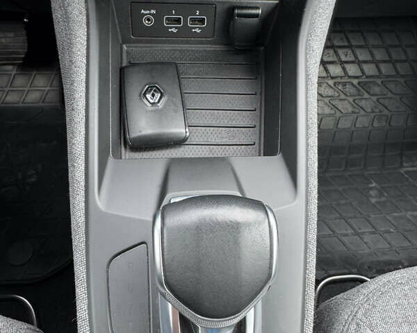 Рено Зое, об'ємом двигуна 0 л та пробігом 115 тис. км за 12500 $, фото 28 на Automoto.ua