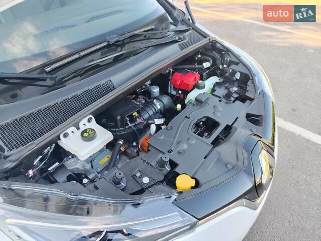 Рено Зое, объемом двигателя 0 л и пробегом 59 тыс. км за 12500 $, фото 46 на Automoto.ua