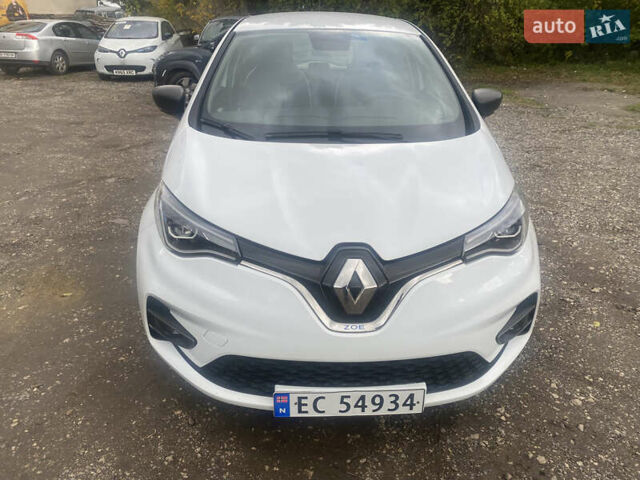 Рено Зое, об'ємом двигуна 0 л та пробігом 108 тис. км за 10499 $, фото 1 на Automoto.ua