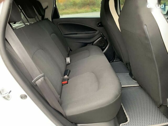 Рено Зое, объемом двигателя 0 л и пробегом 47 тыс. км за 12499 $, фото 29 на Automoto.ua