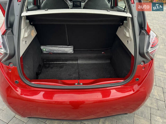 Рено Зое, об'ємом двигуна 0 л та пробігом 115 тис. км за 12500 $, фото 18 на Automoto.ua