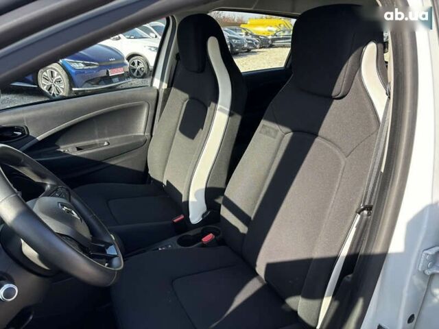 Рено Зое, объемом двигателя 0 л и пробегом 44 тыс. км за 11500 $, фото 15 на Automoto.ua