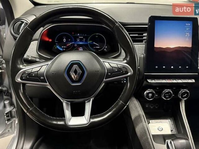 Рено Зое, объемом двигателя 0 л и пробегом 144 тыс. км за 13200 $, фото 13 на Automoto.ua