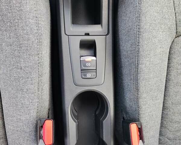 Рено Зое, объемом двигателя 0 л и пробегом 59 тыс. км за 12500 $, фото 26 на Automoto.ua