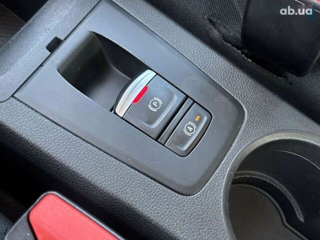 Рено Зое, объемом двигателя 0 л и пробегом 73 тыс. км за 11000 $, фото 18 на Automoto.ua