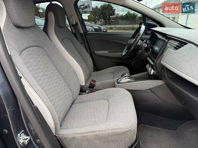 Рено Зое, объемом двигателя 0 л и пробегом 153 тыс. км за 11800 $, фото 21 на Automoto.ua