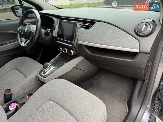 Рено Зое, объемом двигателя 0 л и пробегом 153 тыс. км за 11800 $, фото 22 на Automoto.ua