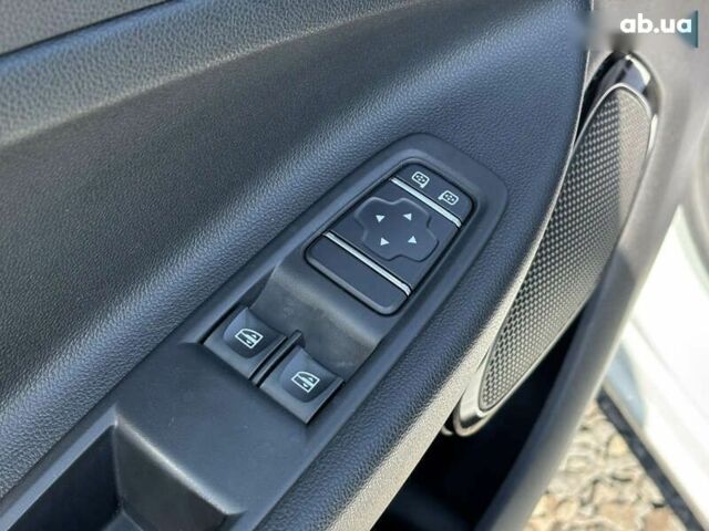 Рено Зое, объемом двигателя 0 л и пробегом 73 тыс. км за 11000 $, фото 9 на Automoto.ua