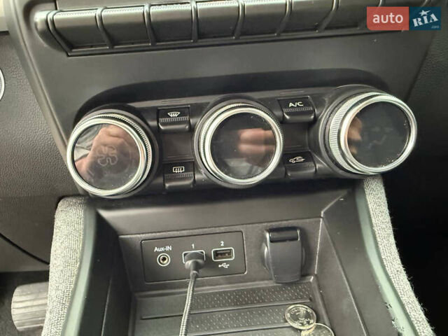 Рено Зое, объемом двигателя 0 л и пробегом 153 тыс. км за 11800 $, фото 41 на Automoto.ua