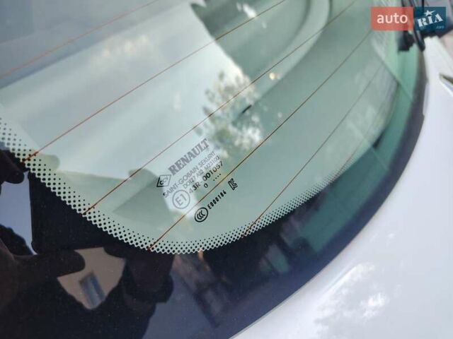 Рено Зое, объемом двигателя 0 л и пробегом 59 тыс. км за 12500 $, фото 38 на Automoto.ua