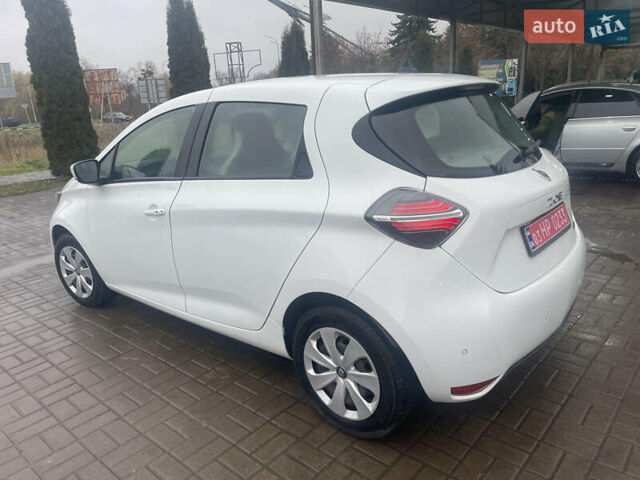 Рено Зое, объемом двигателя 0 л и пробегом 111 тыс. км за 11300 $, фото 7 на Automoto.ua