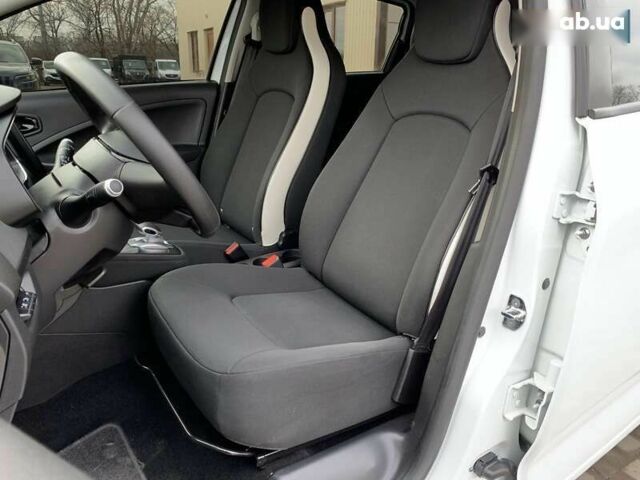 Рено Зое, об'ємом двигуна 0 л та пробігом 66 тис. км за 12499 $, фото 25 на Automoto.ua