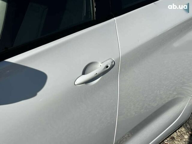 Рено Зое, объемом двигателя 0 л и пробегом 44 тыс. км за 11500 $, фото 17 на Automoto.ua