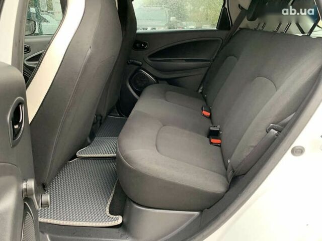 Рено Зое, объемом двигателя 0 л и пробегом 47 тыс. км за 12499 $, фото 26 на Automoto.ua