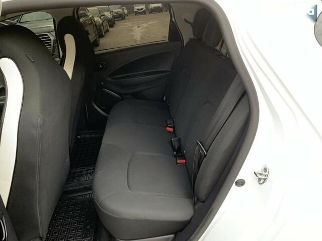 Рено Зое, объемом двигателя 0 л и пробегом 44 тыс. км за 12499 $, фото 27 на Automoto.ua