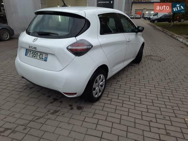 Рено Зое 2021 в Ивано-Франковске на Automoto.ua Рено Зое, объемом двигателя 0 л и пробегом 123 тыс. км за 11650 $, фото 1 на Automoto.ua