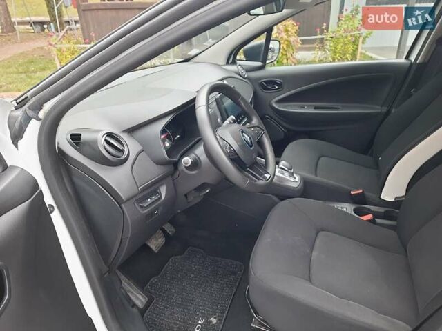 Рено Зое 2021 в Ивано-Франковске на Automoto.ua Рено Зое, объемом двигателя 0 л и пробегом 123 тыс. км за 11650 $, фото 14 на Automoto.ua