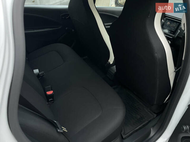 Рено Зое, объемом двигателя 0 л и пробегом 36 тыс. км за 11699 $, фото 29 на Automoto.ua