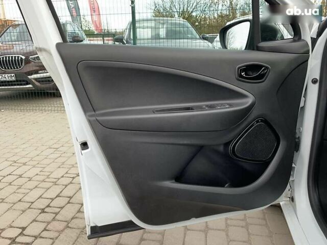 Рено Зое, об'ємом двигуна 0 л та пробігом 90 тис. км за 12999 $, фото 22 на Automoto.ua