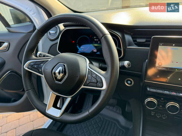 Рено Зое, объемом двигателя 0 л и пробегом 85 тыс. км за 12500 $, фото 55 на Automoto.ua