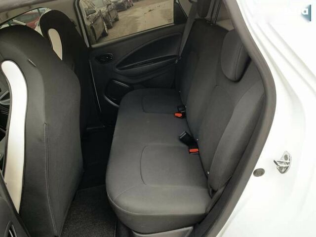 Рено Зое, об'ємом двигуна 0 л та пробігом 124 тис. км за 11955 $, фото 26 на Automoto.ua