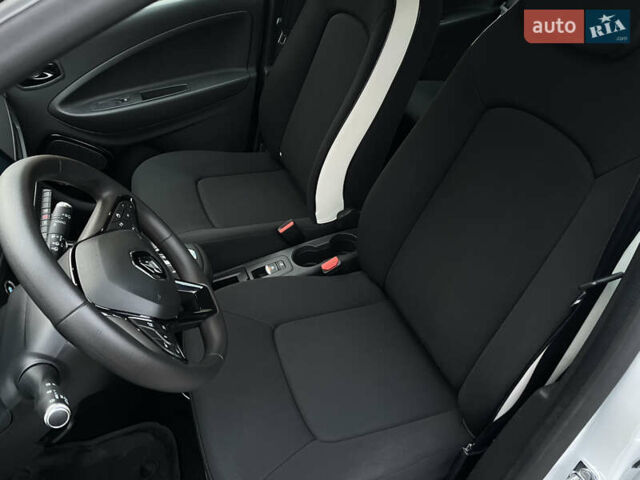 Рено Зое, объемом двигателя 0 л и пробегом 36 тыс. км за 11699 $, фото 24 на Automoto.ua