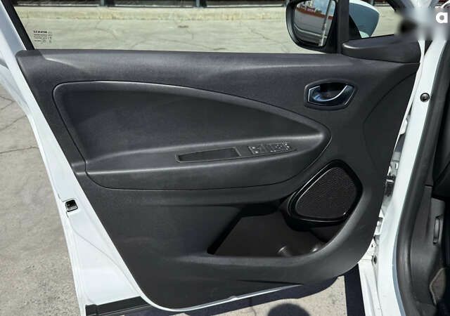 Рено Зое 2021 в Киеве на Automoto.ua Рено Зое, объемом двигателя 0 л и пробегом 58 тыс. км за 12500 $, фото 12 на Automoto.ua