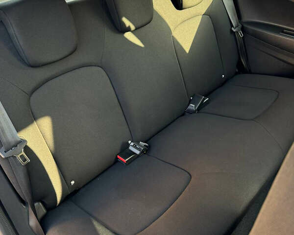 Рено Зое, объемом двигателя 0 л и пробегом 85 тыс. км за 12500 $, фото 69 на Automoto.ua
