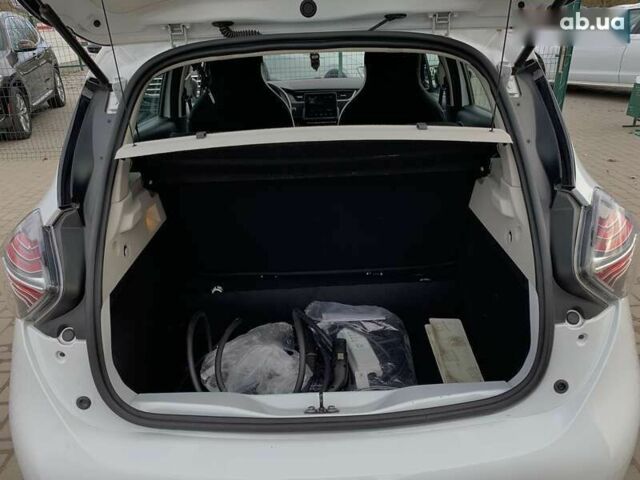 Рено Зое, об'ємом двигуна 0 л та пробігом 90 тис. км за 12999 $, фото 27 на Automoto.ua