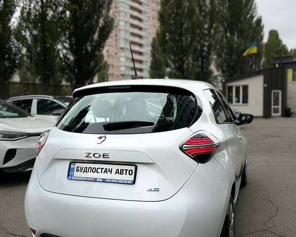 Рено Зое, объемом двигателя 0 л и пробегом 35 тыс. км за 12099 $, фото 8 на Automoto.ua