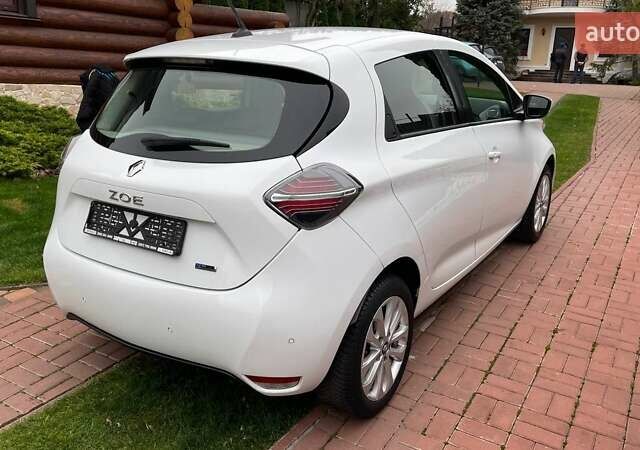 Рено Зое, объемом двигателя 0 л и пробегом 123 тыс. км за 11700 $, фото 3 на Automoto.ua