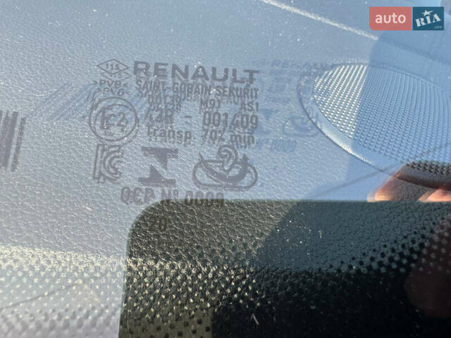 Рено Зое, объемом двигателя 0 л и пробегом 85 тыс. км за 12500 $, фото 28 на Automoto.ua