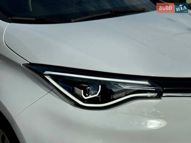 Рено Зое, объемом двигателя 0 л и пробегом 85 тыс. км за 12500 $, фото 23 на Automoto.ua