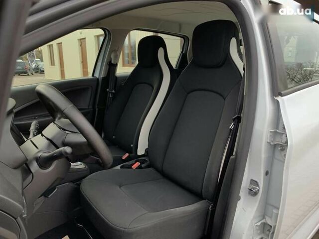 Рено Зое, об'ємом двигуна 0 л та пробігом 90 тис. км за 12999 $, фото 24 на Automoto.ua