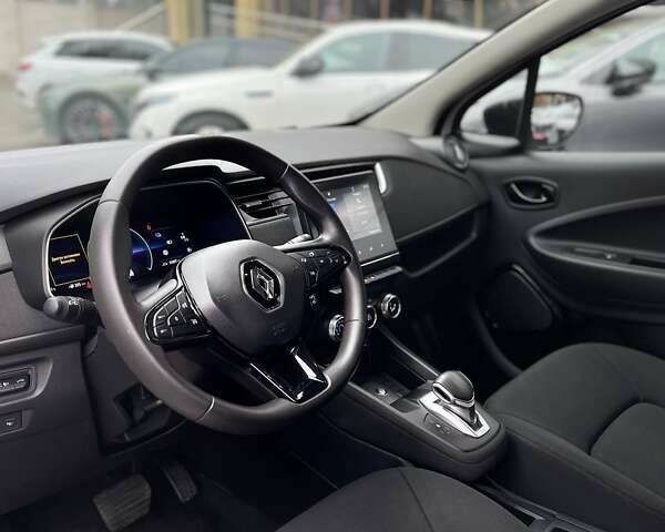 Рено Зое, об'ємом двигуна 0 л та пробігом 35 тис. км за 13199 $, фото 16 на Automoto.ua